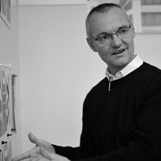 Portraitfoto von Thomas Hasler