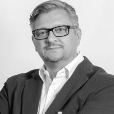 Portraitfoto von Mladen Jadric